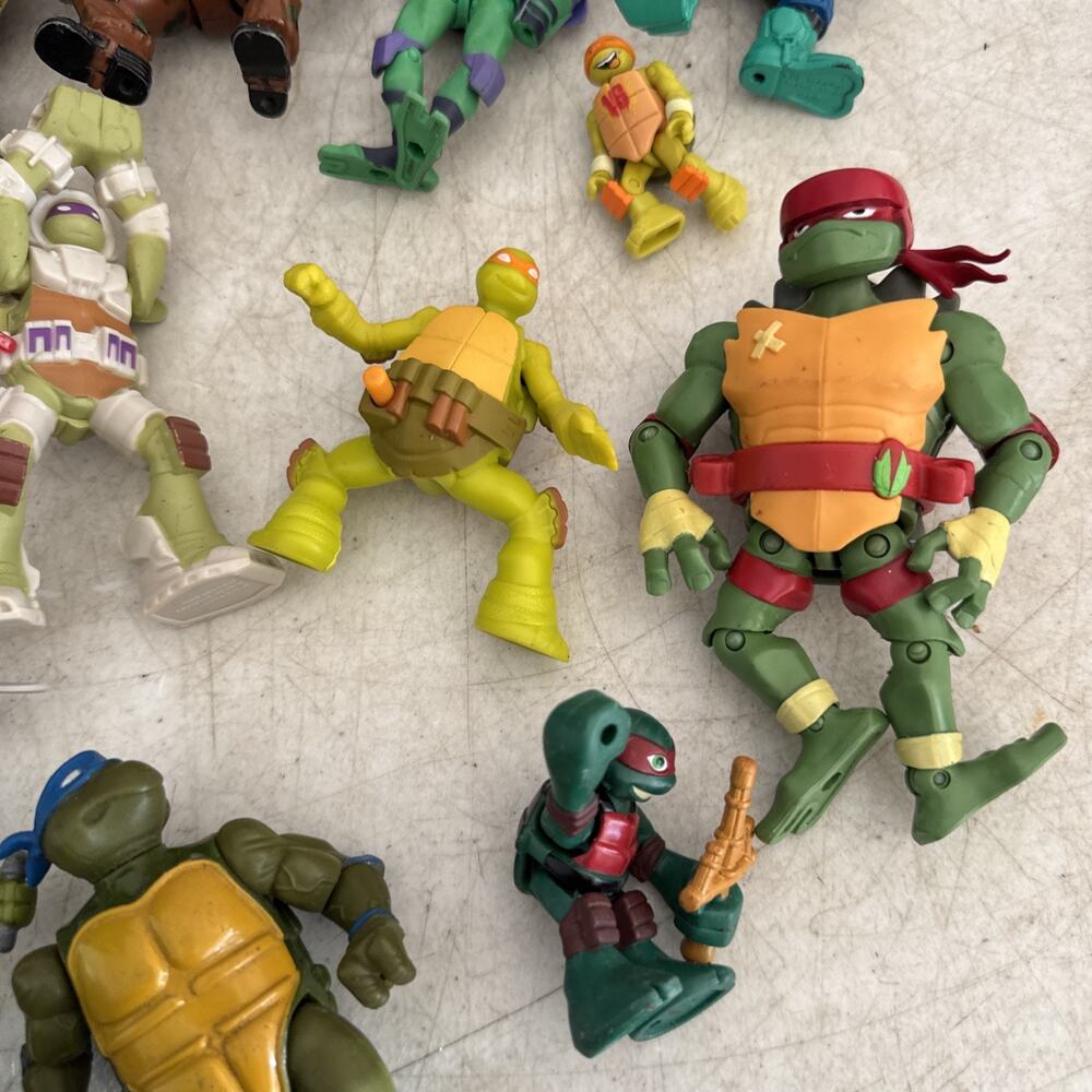Big TMNT Teenage Mutant Ninja Turtles Action Figure Lot Some VTG - Picture 5 of 11